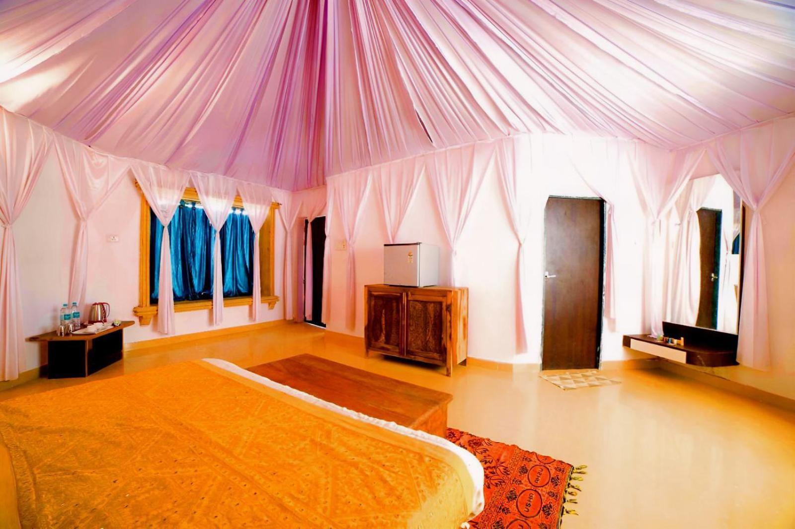 Serendipity Desert Camp&Resort Джайсалмер Экстерьер фото